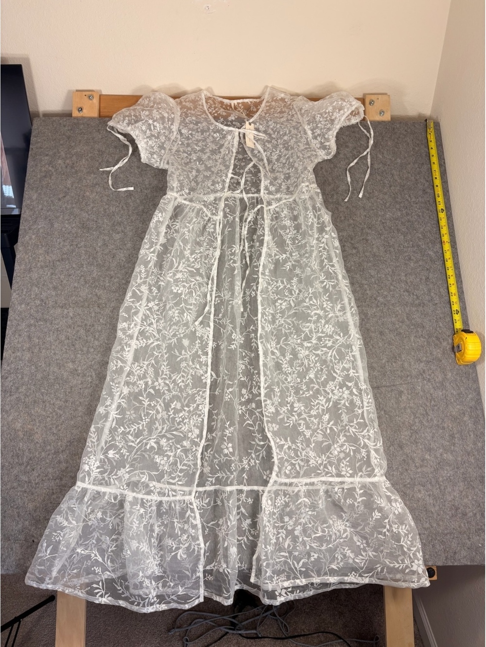 Anthropologie White sheer floral short sleeve maxi dress Size Small NWT